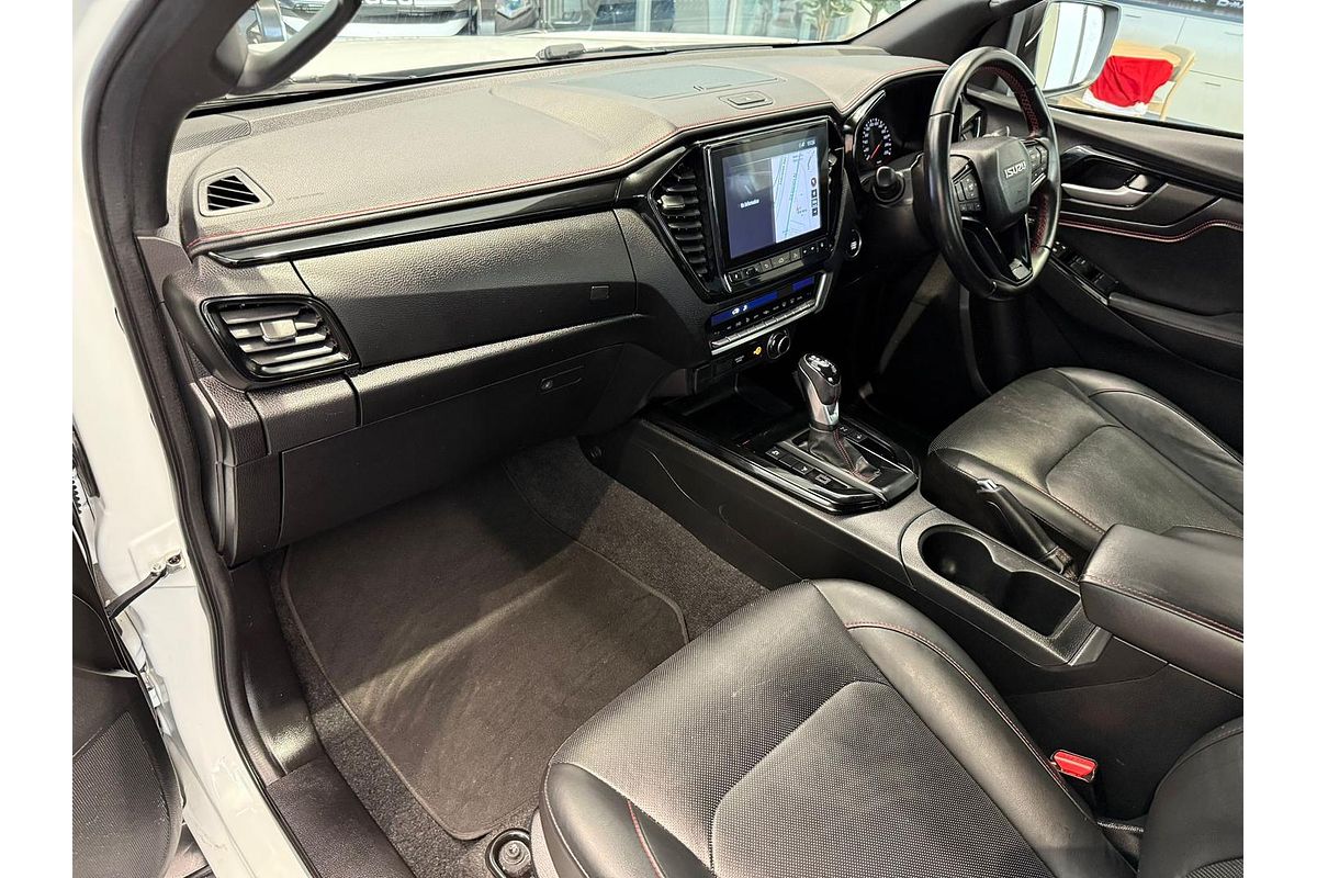 2022 Isuzu D-MAX X-TERRAIN 4X4
