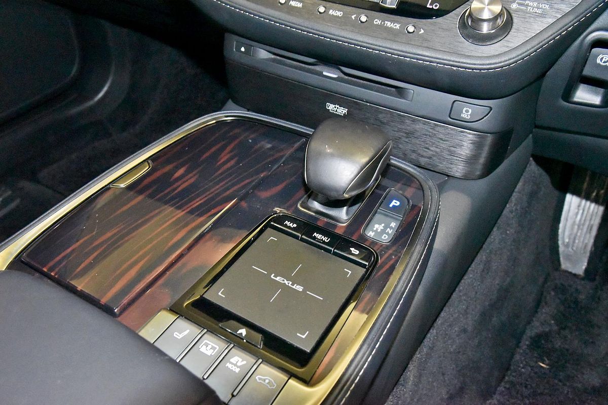 2020 Lexus LS LS500h Sports Luxury GVF50R