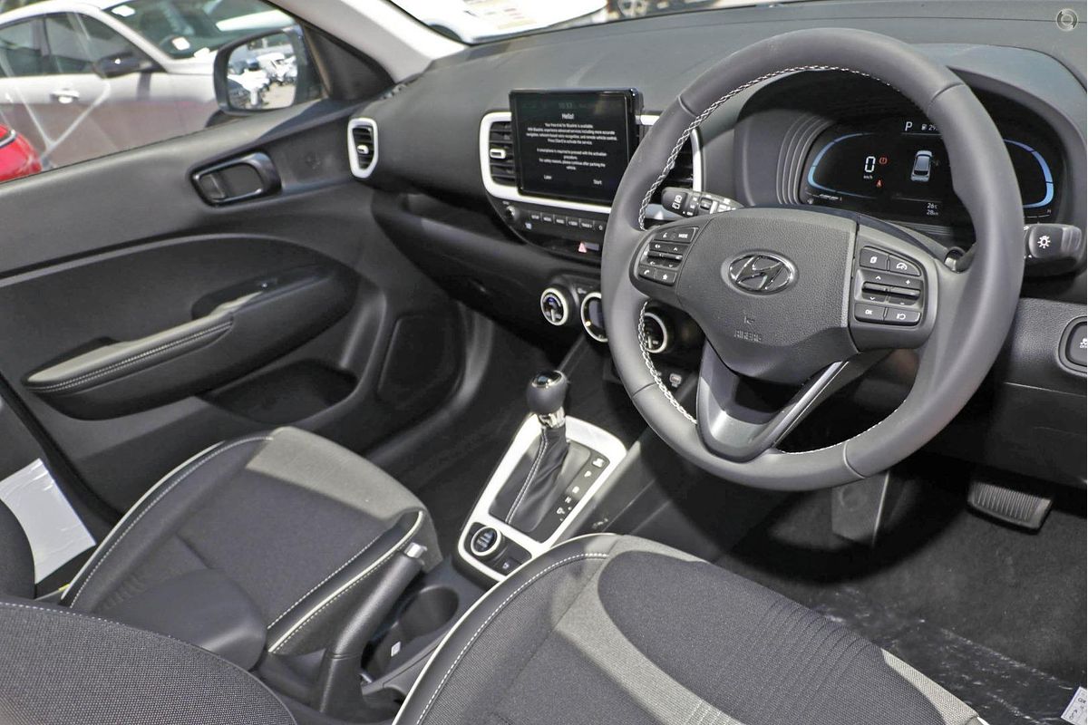 2025 Hyundai Venue Elite QX.V5