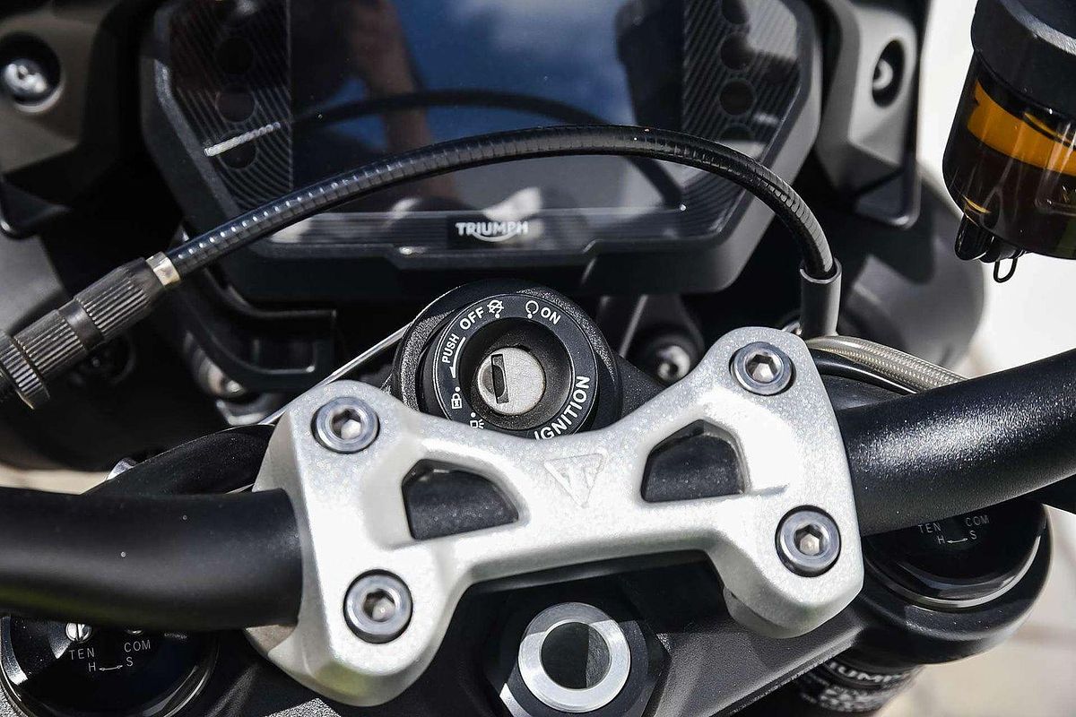 2020 Triumph STREET TRIPLE