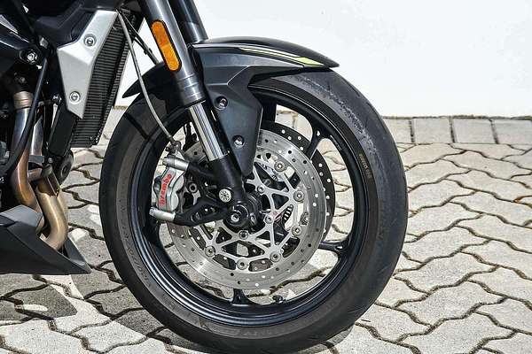 2020 Triumph STREET TRIPLE