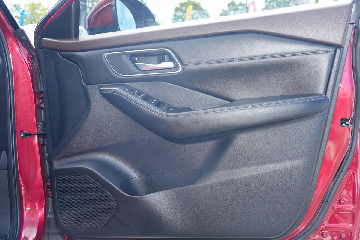 2023 Nissan X-TRAIL ST-L T33