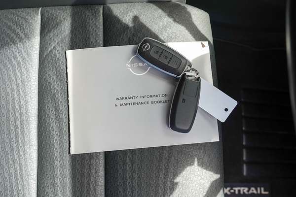 2023 Nissan X-TRAIL ST-L T33