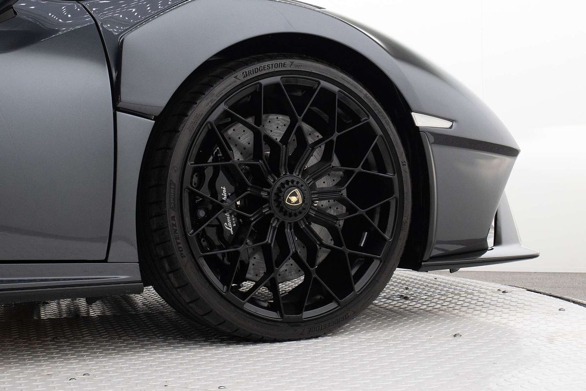 2023 Lamborghini Huracan EVO 724