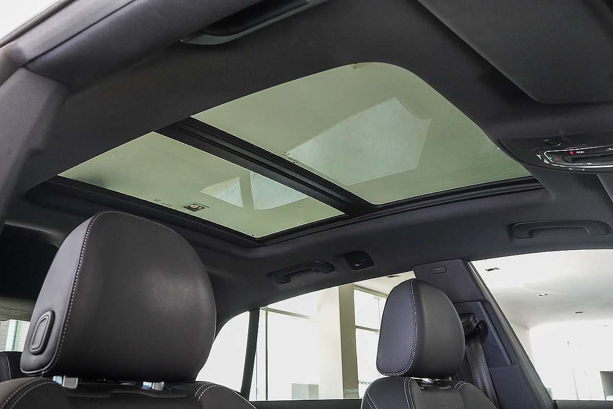 2024 Audi Q8 50 TDI S line F1