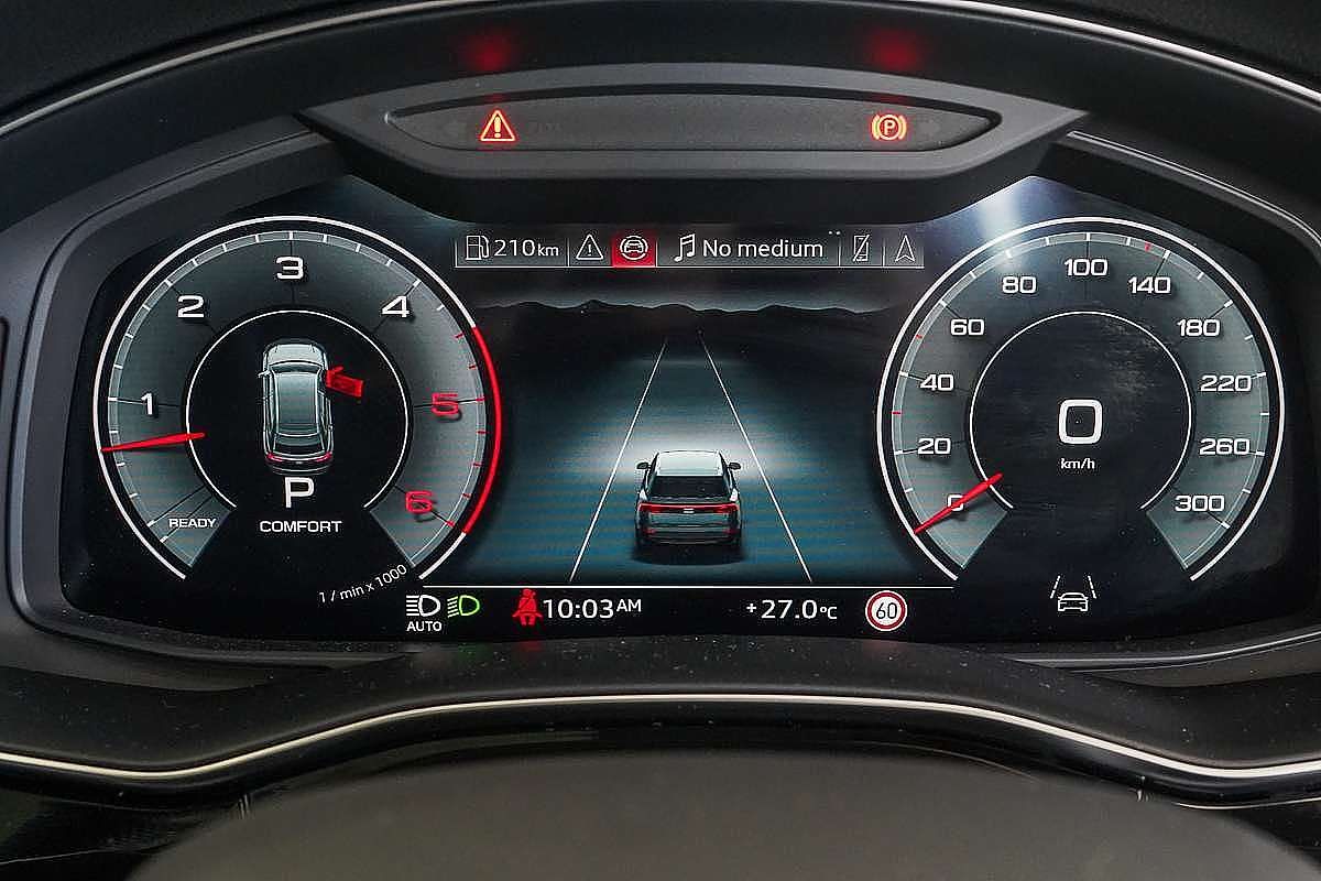 2024 Audi Q8 50 TDI S line F1