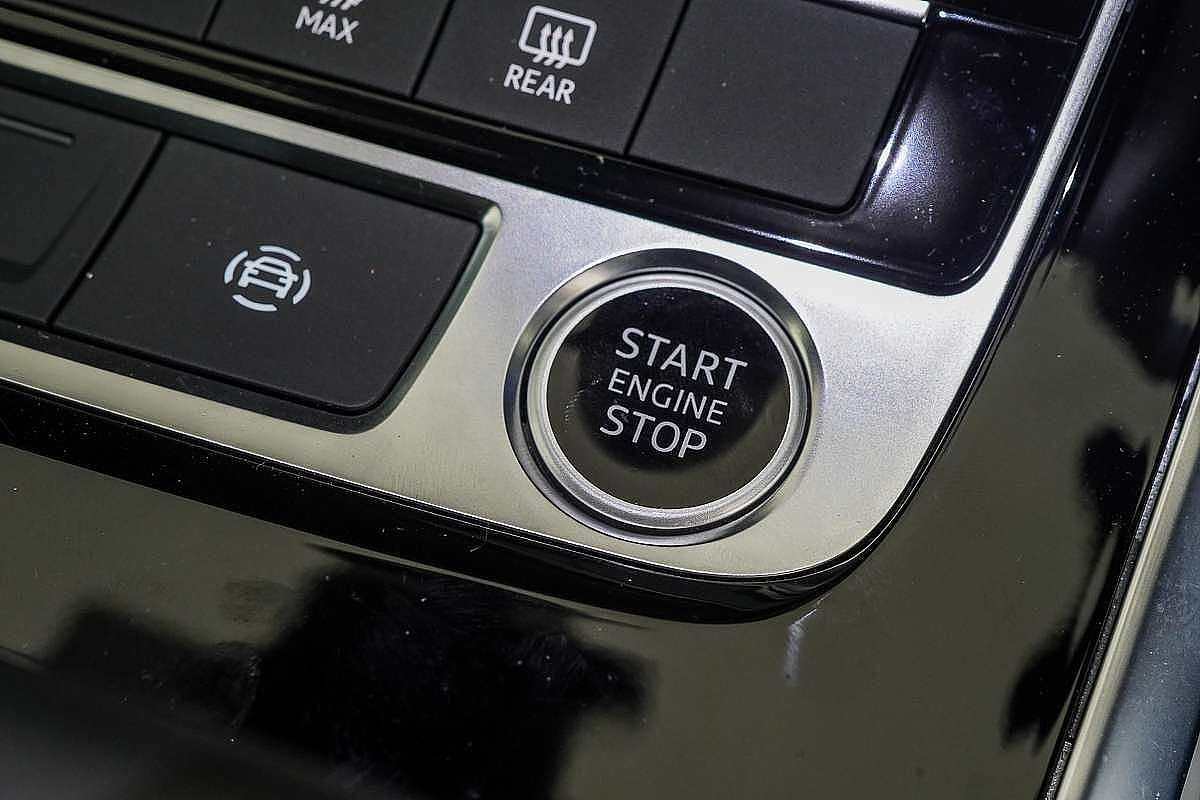 2024 Audi Q8 50 TDI S line F1