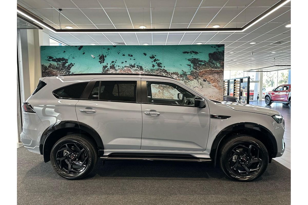 2025 Isuzu MU-X X-TERRAIN