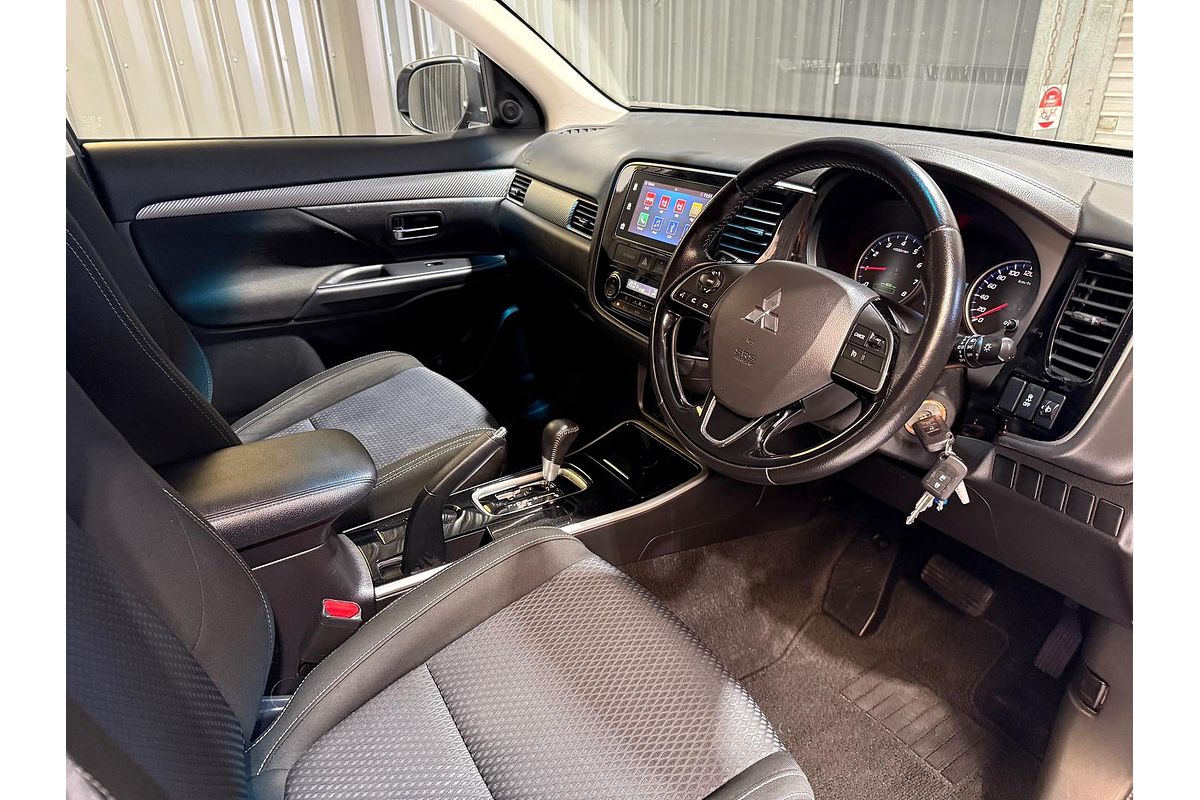 2017 Mitsubishi Outlander ES ZL