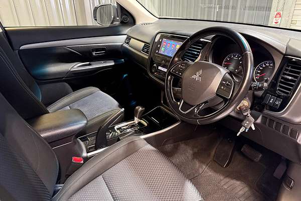 2017 Mitsubishi Outlander ES ZL