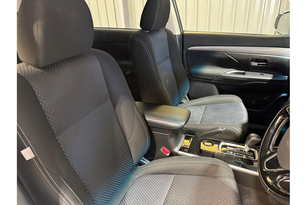 2017 Mitsubishi Outlander ES ZL