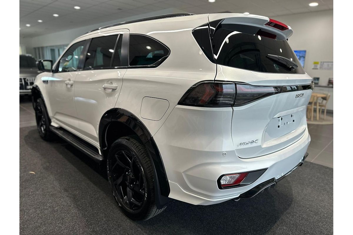 2025 Isuzu MU-X X-TERRAIN