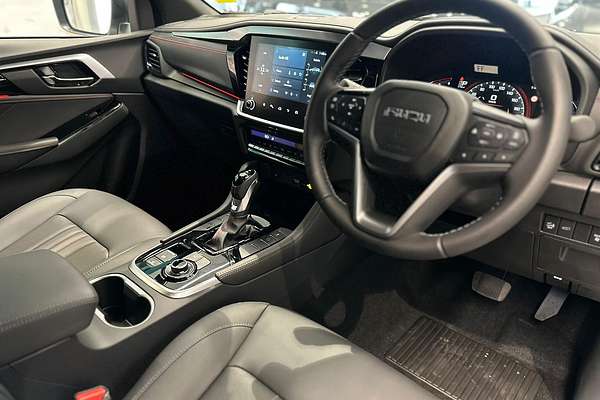 2025 Isuzu MU-X X-TERRAIN