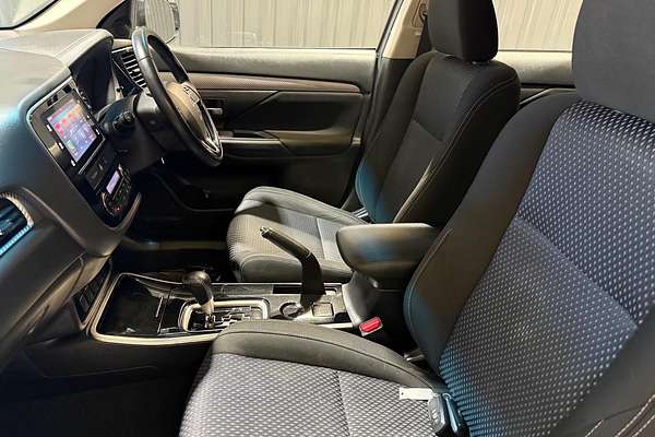 2017 Mitsubishi Outlander ES ZL