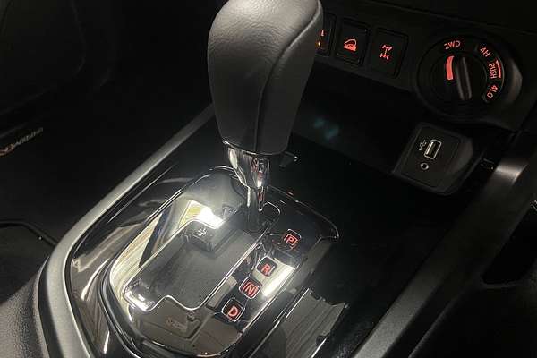 2025 Nissan Navara PRO-4X D23 4X4