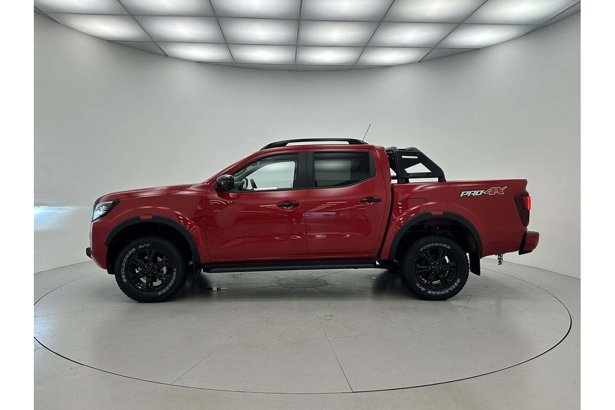 Nissan NAVARA 4X4 2.3 DSL AUTO DC P4X Nissan NAVARA 4X4 2.3 DSL AUTO DC P4X