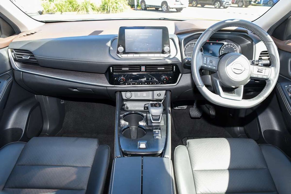 2023 Nissan X-TRAIL ST-L T33