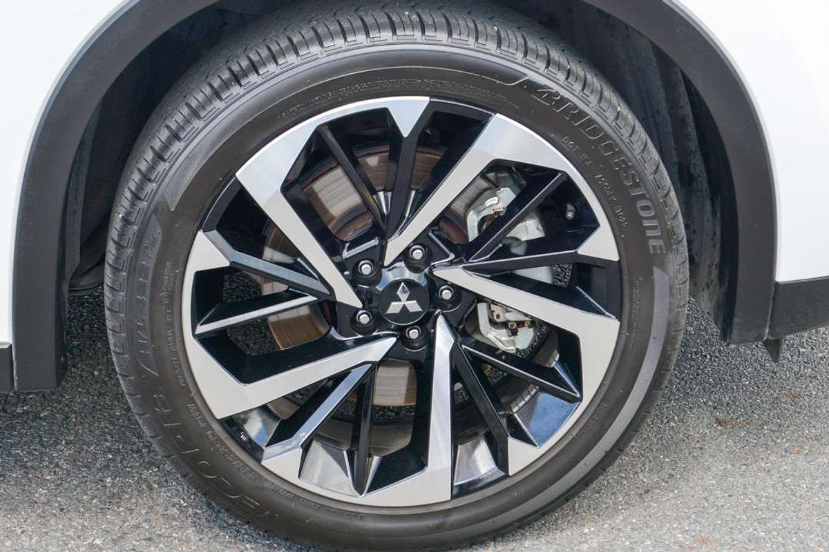 2023 Mitsubishi Outlander Aspire ZM