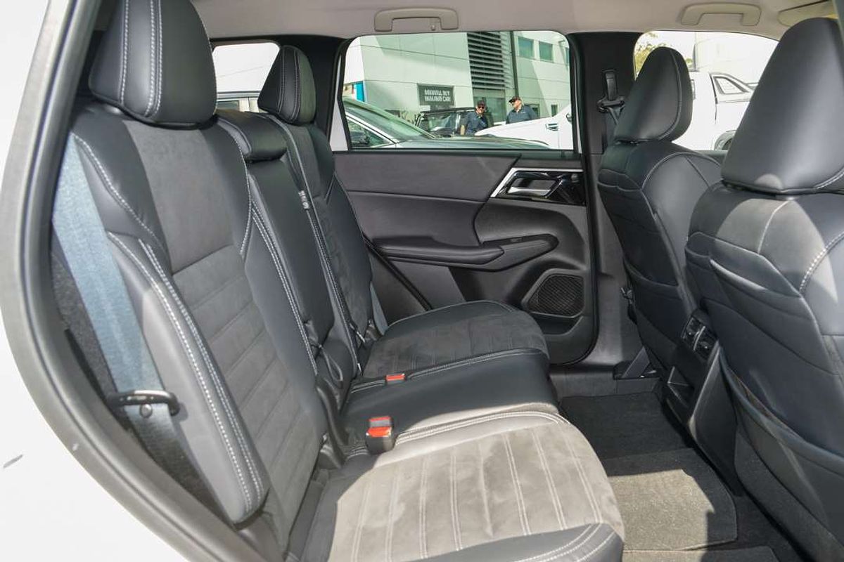 2023 Mitsubishi Outlander Aspire ZM