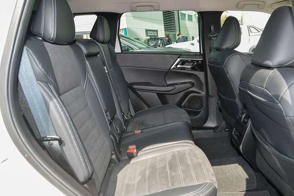 2023 Mitsubishi Outlander Aspire ZM