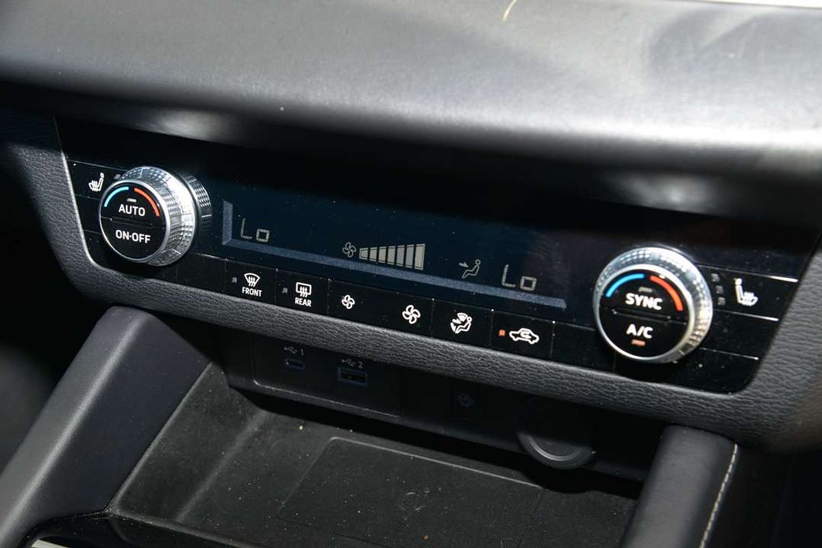 2023 Mitsubishi Outlander Aspire ZM