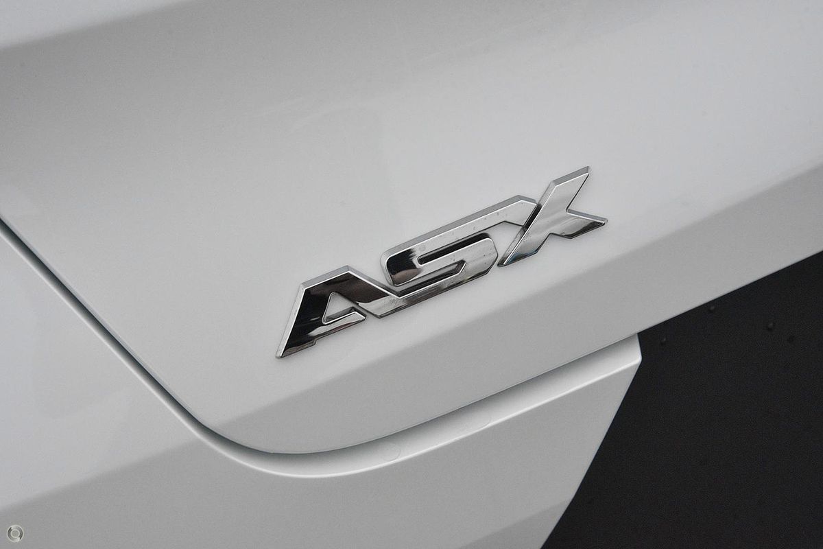 2025 Mitsubishi ASX Exceed XE