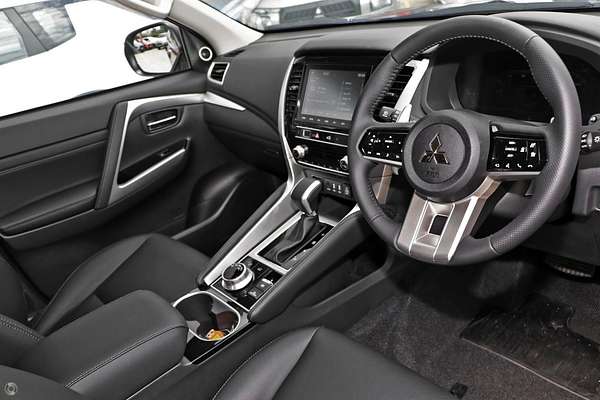 2025 Mitsubishi Pajero Sport Exceed QG