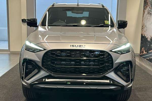2025 Isuzu MU-X X-TERRAIN