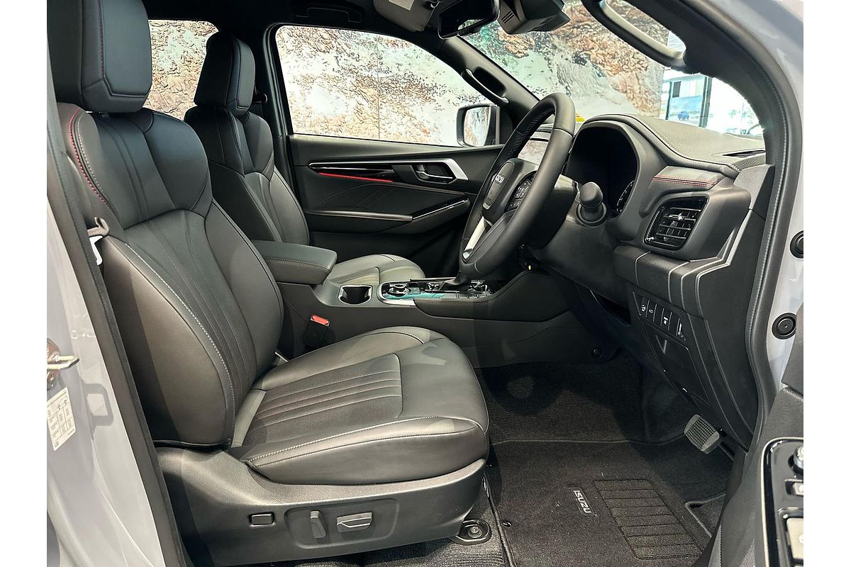 2025 Isuzu MU-X X-TERRAIN