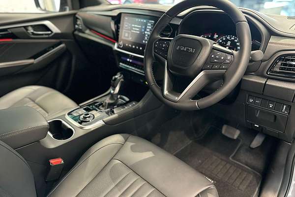 2025 Isuzu MU-X X-TERRAIN