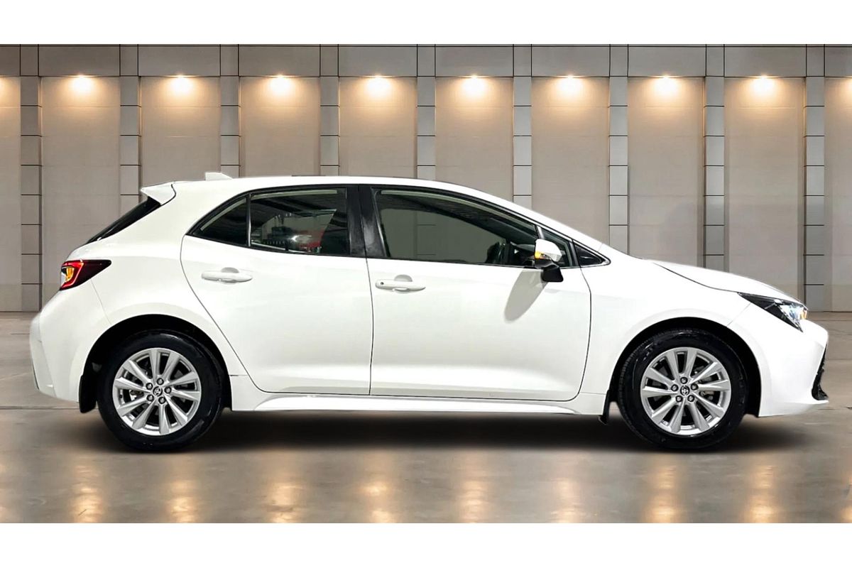 2022 Toyota Corolla Ascent Sport MZEA12R