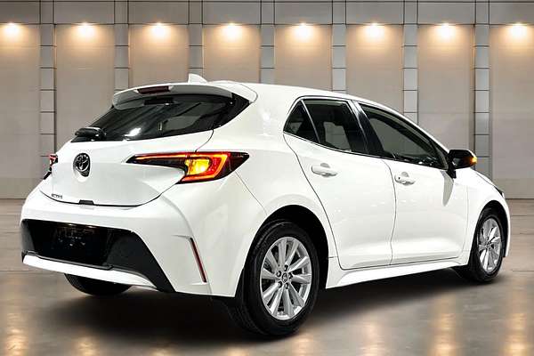 2022 Toyota Corolla Ascent Sport MZEA12R