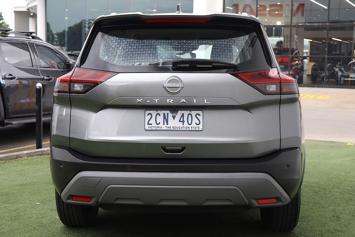 2025 Nissan X-TRAIL ST T33