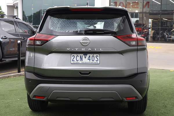 2025 Nissan X-TRAIL ST T33