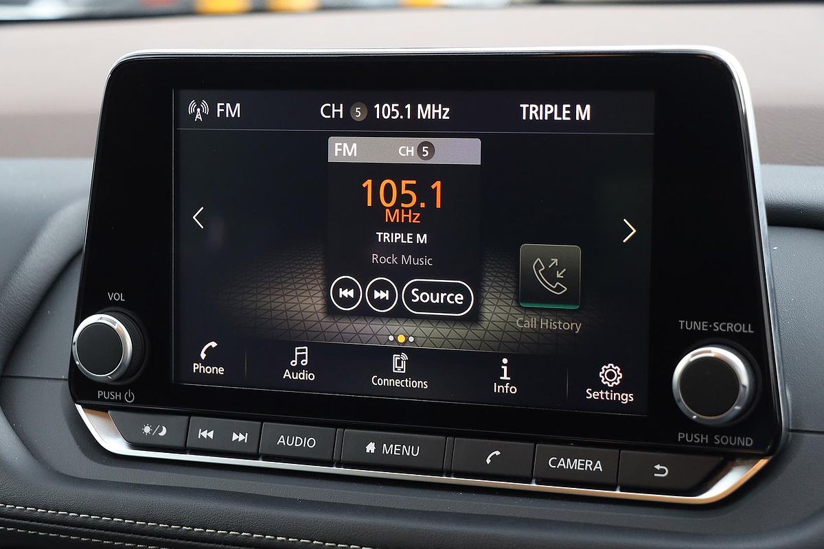 2025 Nissan X-TRAIL ST T33