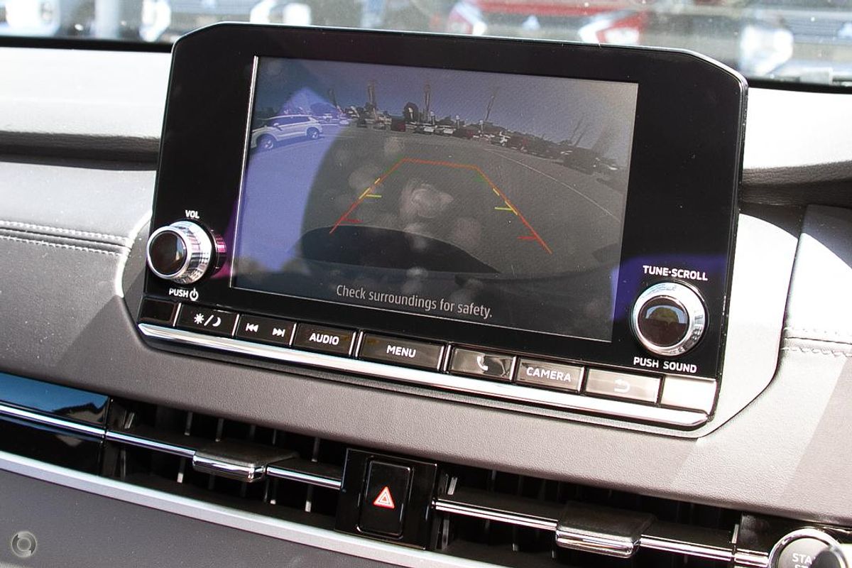 2025 Mitsubishi Outlander ES ZM