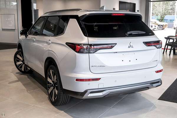 2025 Mitsubishi Outlander Aspire ZM