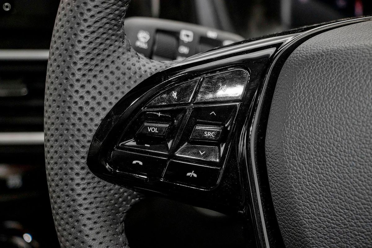 2025 Mahindra XUV3XO AX7L