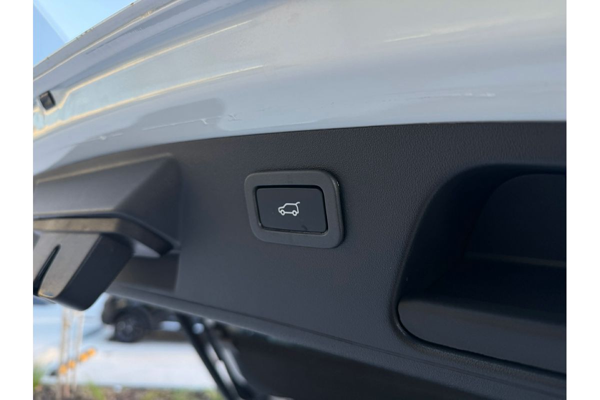 2021 Jaguar E-PACE P250 R-Dynamic SE X540