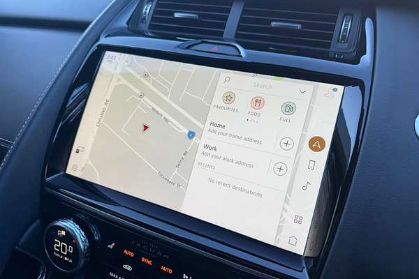 2021 Jaguar E-PACE P250 R-Dynamic SE X540