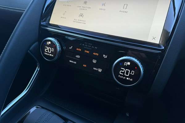 2021 Jaguar E-PACE P250 R-Dynamic SE X540