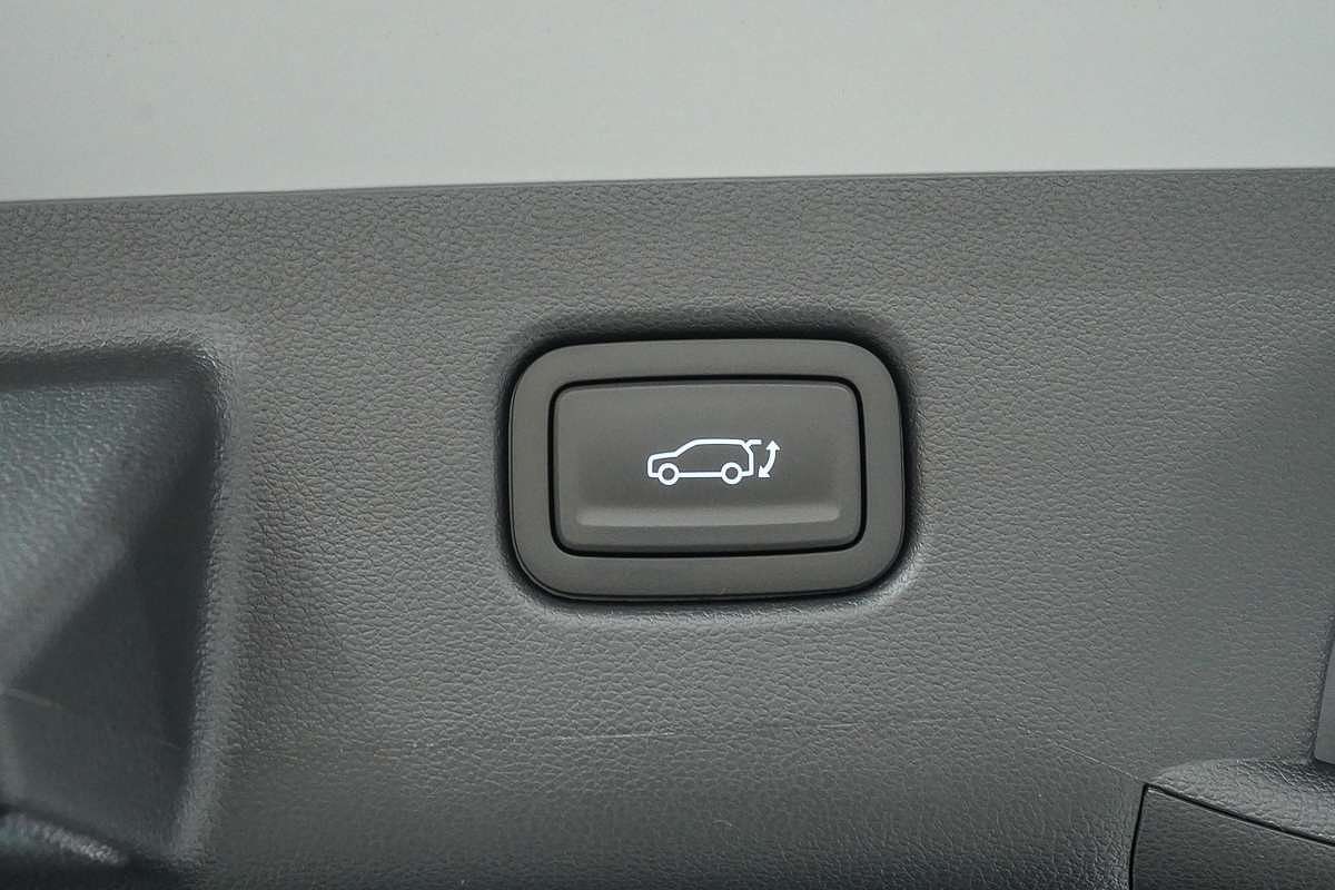 2025 Hyundai Kona Premium N Line SX2.V3