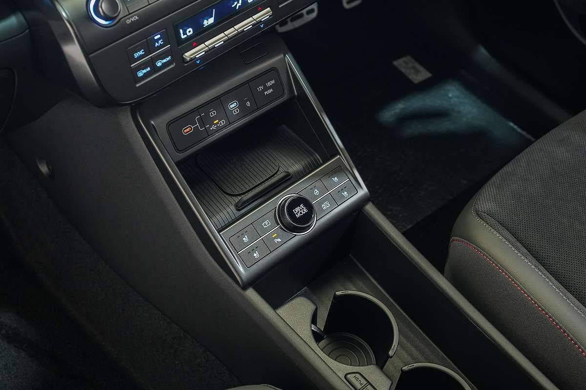 2025 Hyundai Kona Premium N Line SX2.V3