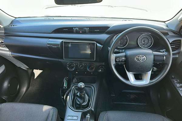 2017 Toyota Hilux SR GUN126R 4X4