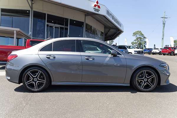 2025 Mercedes-Benz A-Class A200 V177
