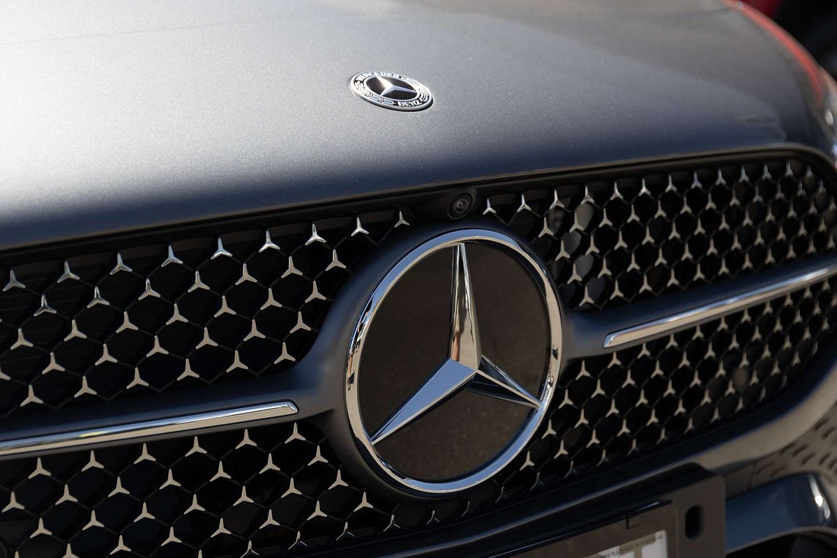 2025 Mercedes-Benz A-Class A200 V177