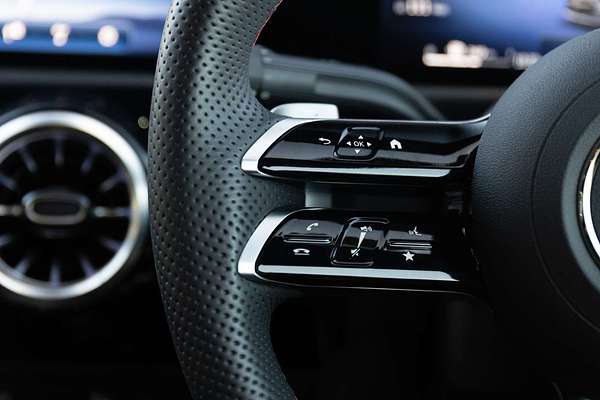 2025 Mercedes-Benz A-Class A200 V177