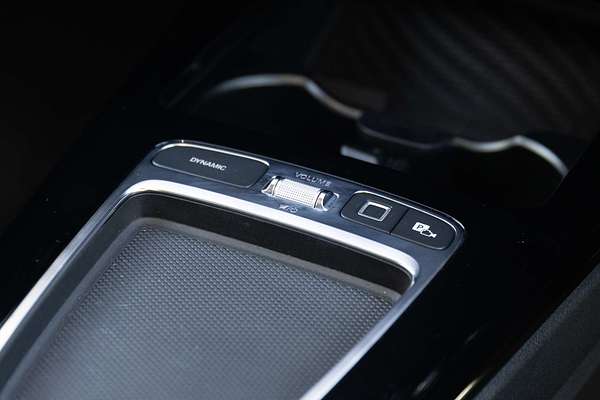 2025 Mercedes-Benz A-Class A200 V177