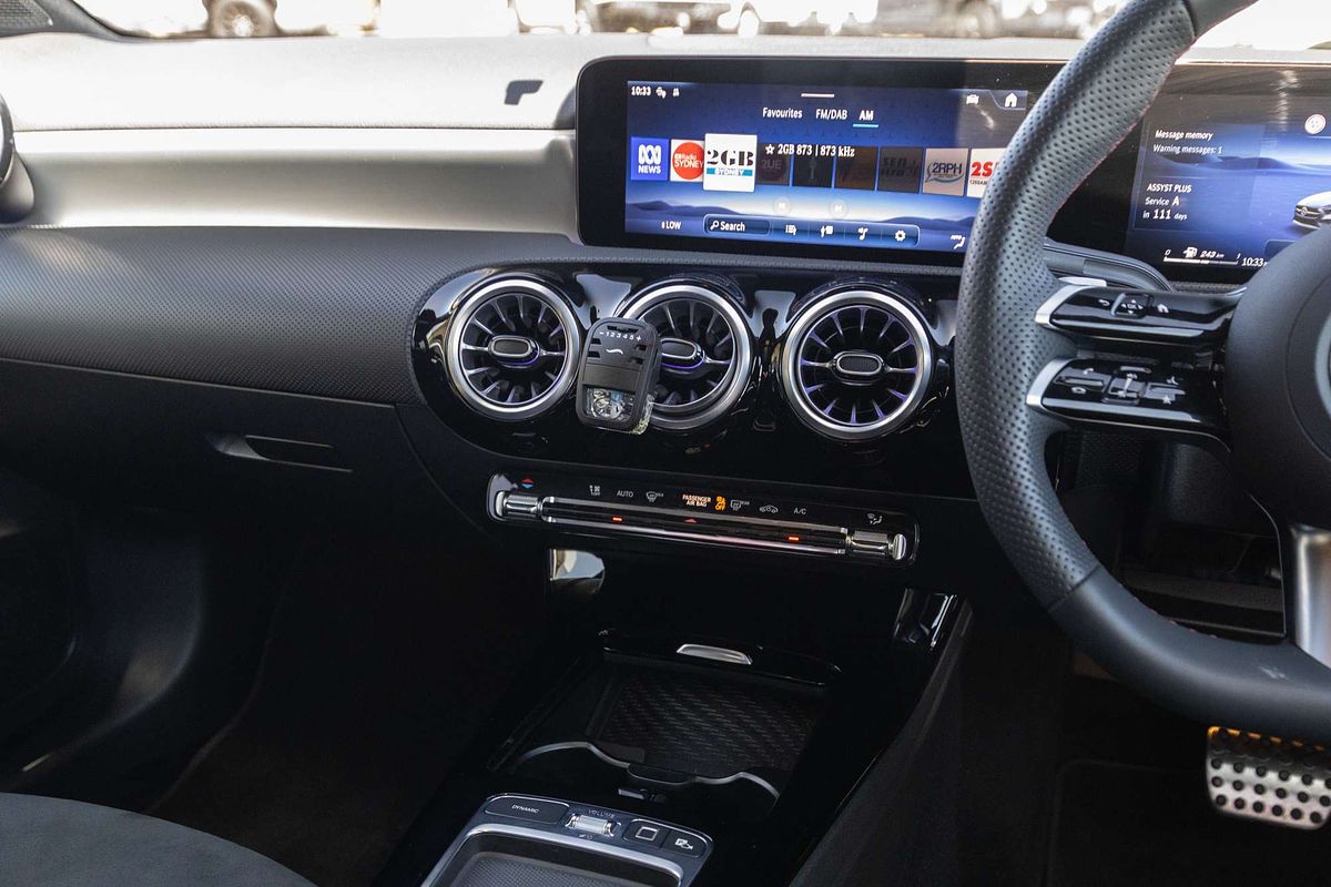 2025 Mercedes-Benz A-Class A200 V177