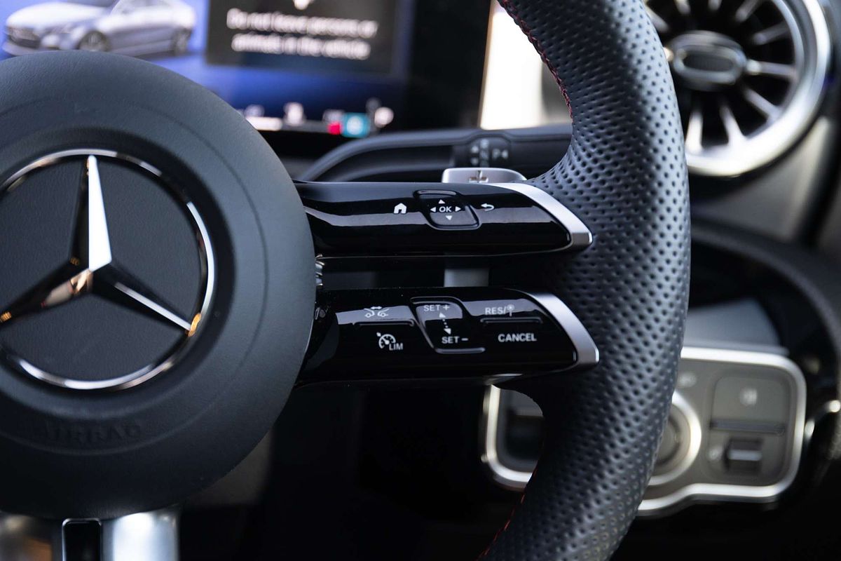 2025 Mercedes-Benz A-Class A200 V177